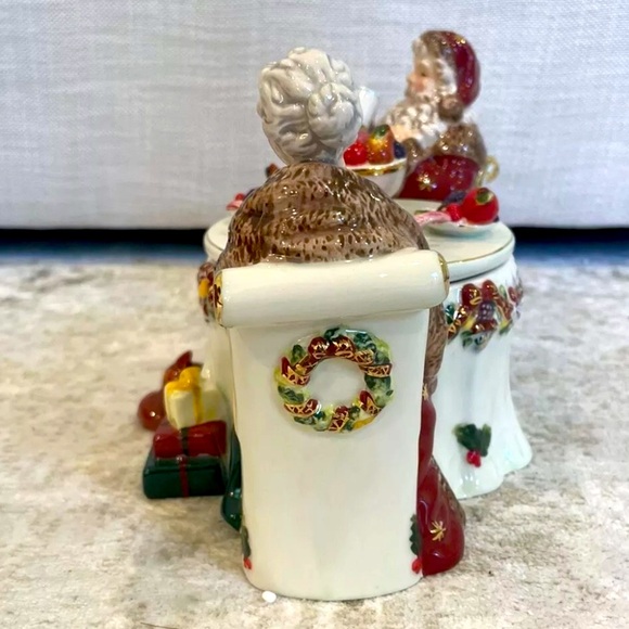 NIB Waterford Holiday Heirlooms Mr & Mrs Claus Candy Jar - Picture 4 of 16